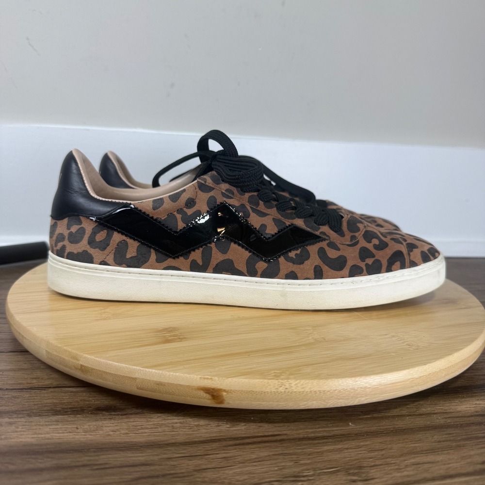 Stuart Weitzman Daryl Sneaker Womens 9.5 Brown Leopard Suede Patent Bolt Luxury